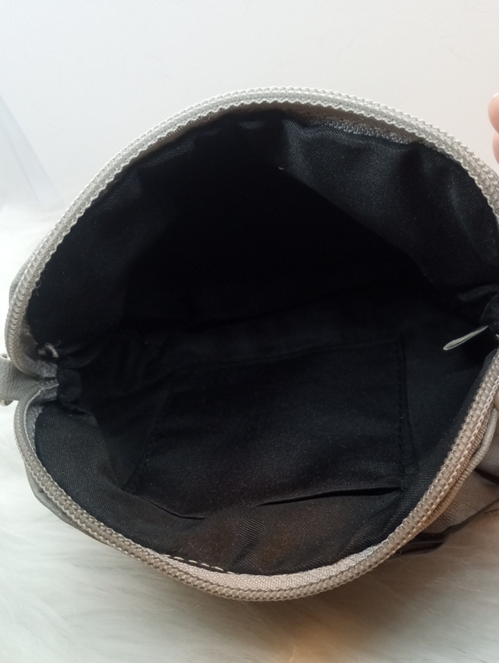 GREY MINI ROSETTE CROSSBODY/CLUTCH - Picture 7 of 7